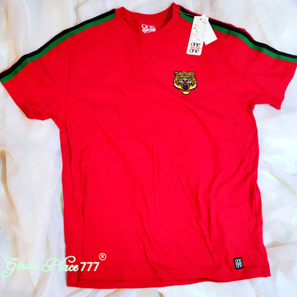 One Point One Boy's Short Sleeve Embroidered Patch Stripe Shoulder Tee Shirt Red - Picture 7 of 9